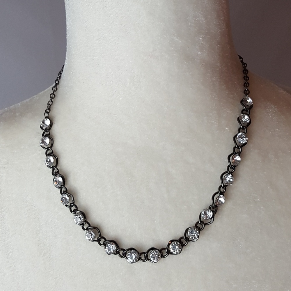 🆕Gunmetal & Rhinestone 3pc Necklace‎ Set - Picture 3 of 4